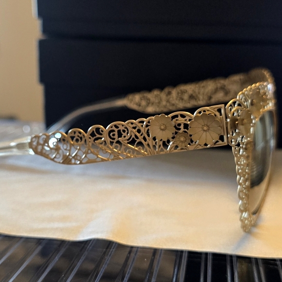 New, In Box, Dolce & Gabbana Gold Sunglasses - Picture 10 of 13